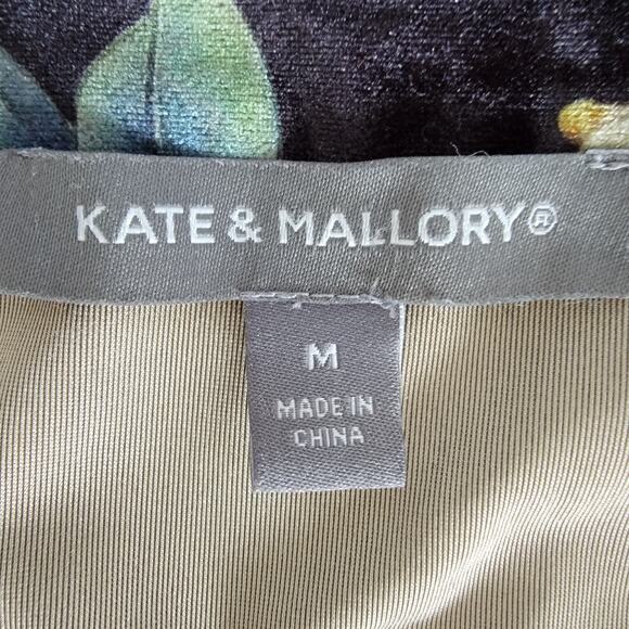 Black Velvet Floral Robe Housecoat Womens M Whimsygoth Dark Fairy Kate & Mallory - Picture 7 of 11